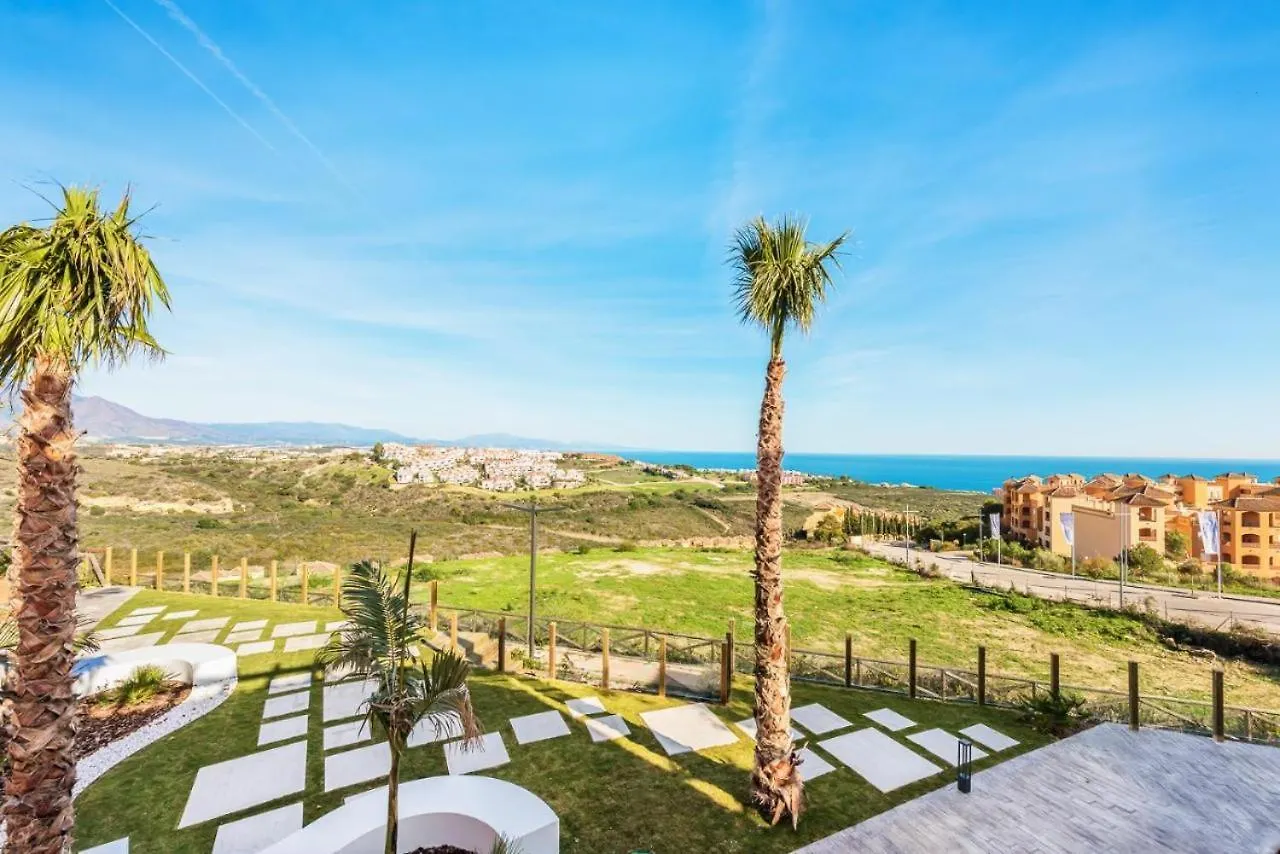 Small Oasis Nelson Mandela Apartment With Sea View, Two Bedrooms, Parking, Terrace And Pool Manilva