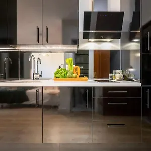 https://muelle-uno-apartament.hotelsinnerja.org